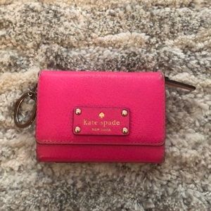 ♠️Kate Spade Hot Pink Wallet♠️